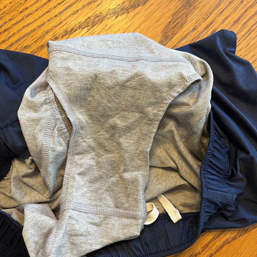 Tracksmith Twilight Short Navy XS - Picture 4 of 6